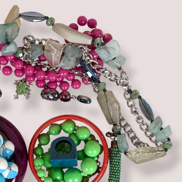 LAVINIA - Vintage To Now Jewelry Lot - 010 - Picture 3 of 7